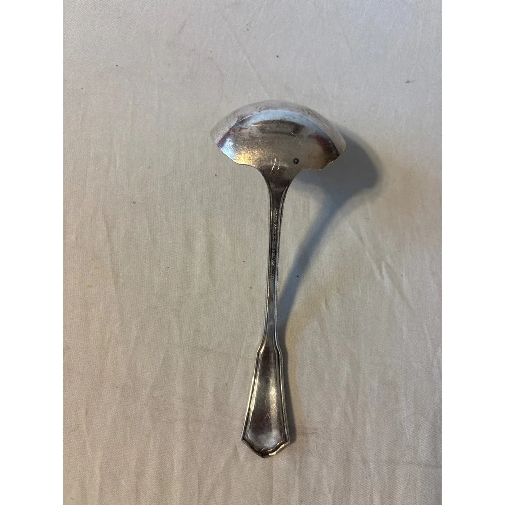 Oneida Community Gravy‎ Ladle Unisex OS Silver Reliance Plate Art Deco Shield
